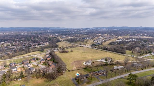 2208 Bowman Rd, Franklin, TN 37064