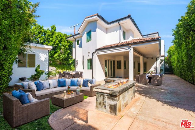 345 S Saltair Avenue, Los Angeles, CA 90049