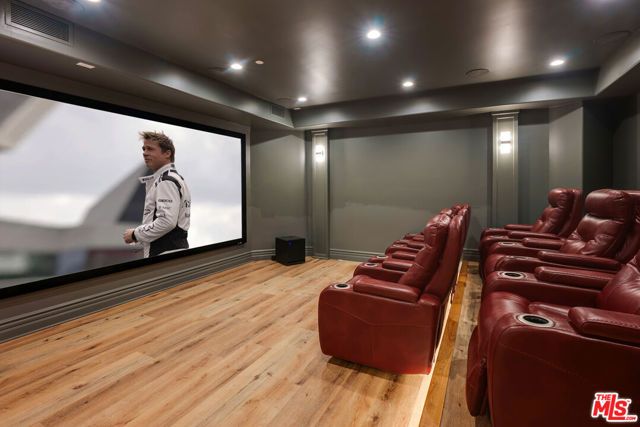 345 S Saltair Avenue, Los Angeles, CA 90049