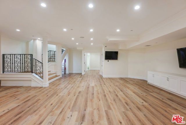 345 S Saltair Avenue, Los Angeles, CA 90049