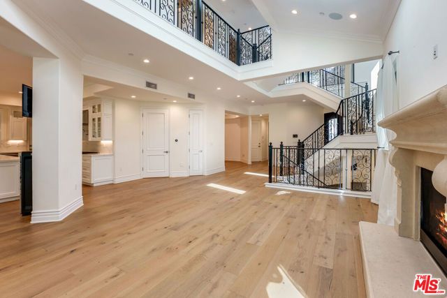 345 S Saltair Avenue, Los Angeles, CA 90049