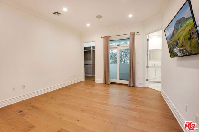 345 S Saltair Avenue, Los Angeles, CA 90049