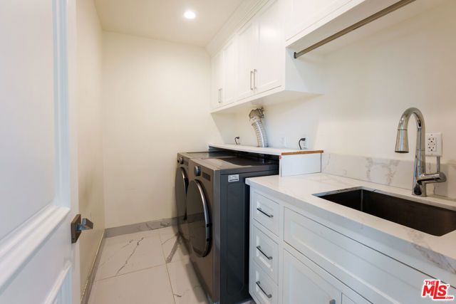 345 S Saltair Avenue, Los Angeles, CA 90049