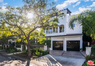 345 S Saltair Avenue, Los Angeles, CA 90049