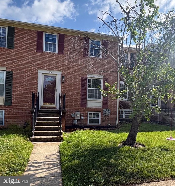 Image 24 of property listing at 1054 SAYBROOK HARBOUR, Pasadena, MD 21122