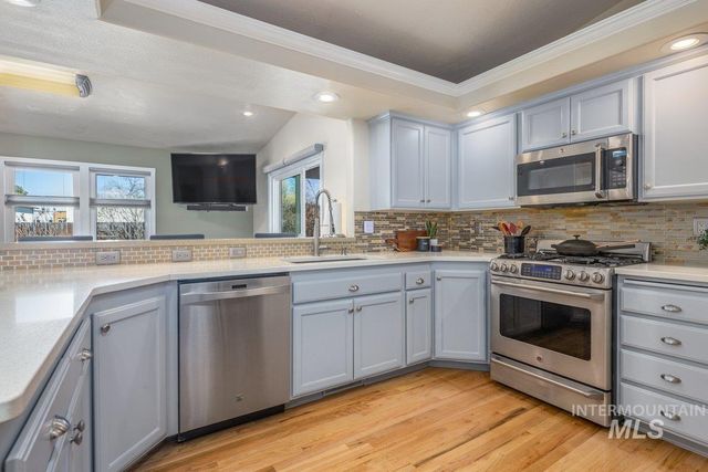 8688 W Mediterranean Ct, Boise, ID 83709