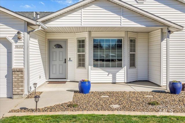 8688 W Mediterranean Ct, Boise, ID 83709
