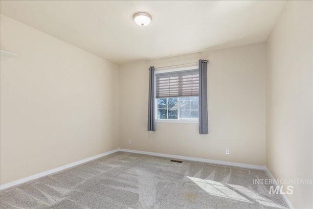 8688 W Mediterranean Ct, Boise, ID 83709