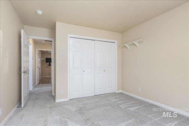 8688 W Mediterranean Ct, Boise, ID 83709