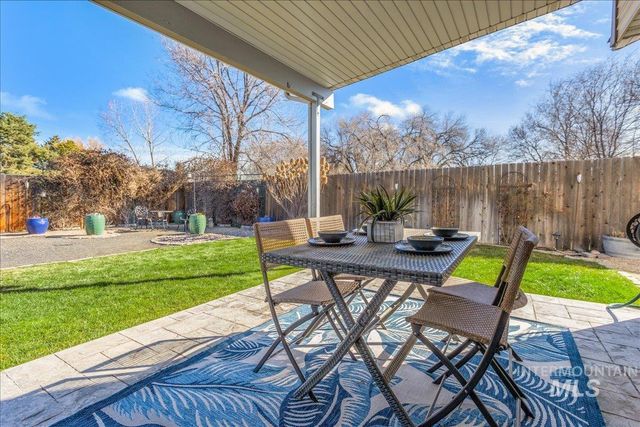 8688 W Mediterranean Ct, Boise, ID 83709