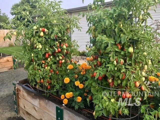 8688 W Mediterranean Ct, Boise, ID 83709