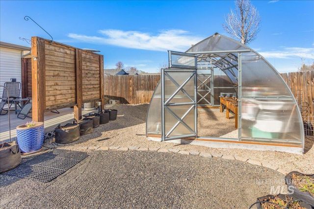 8688 W Mediterranean Ct, Boise, ID 83709