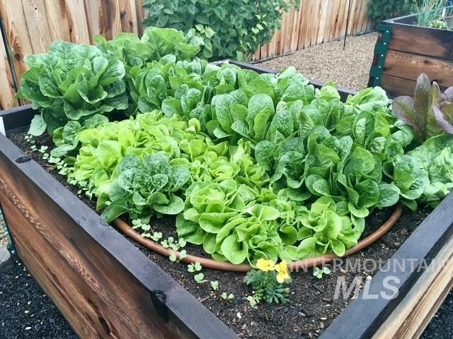 8688 W Mediterranean Ct, Boise, ID 83709