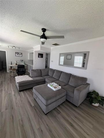 3024 BONAVENTURE CIRCLE 204, Palm Harbor, FL 34684