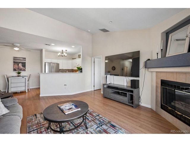 7414 S Alkire St 303, Littleton, CO 80127