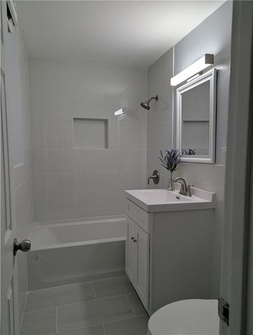 15 Apple Valley Parkway 2, Smithfield, RI 02828