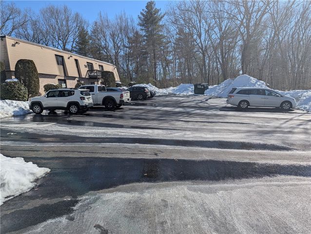 15 Apple Valley Parkway 2, Smithfield, RI 02828