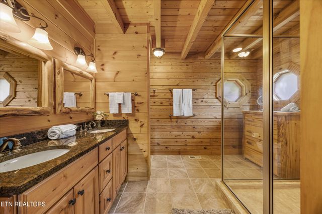 225 Yacht Club Lane, Andersonville, TN 37705