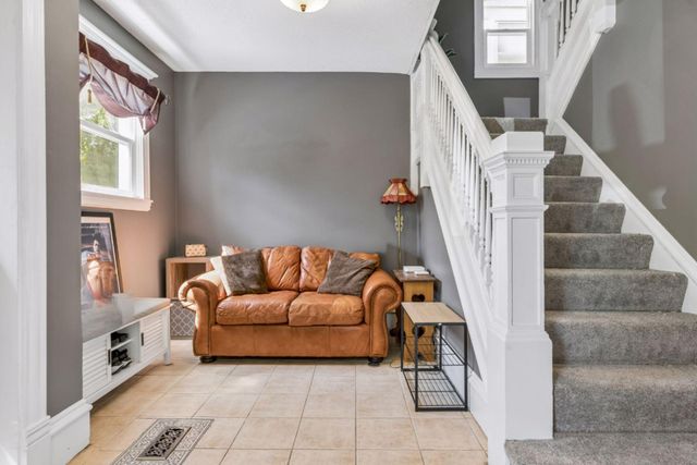 3047 14th Avenue S, Minneapolis, MN 55407