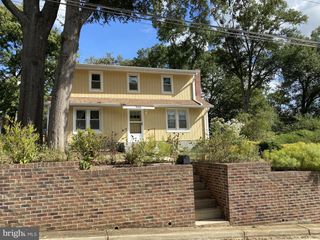 5116 IROQUOIS ST, College Park, MD 20740