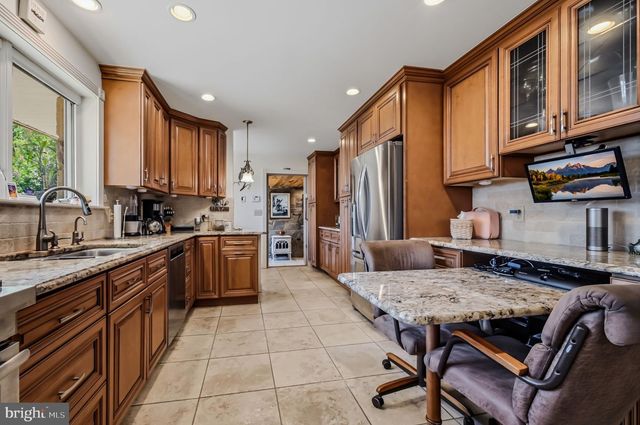 10 BEECH AVE, Wilmington, DE 19805