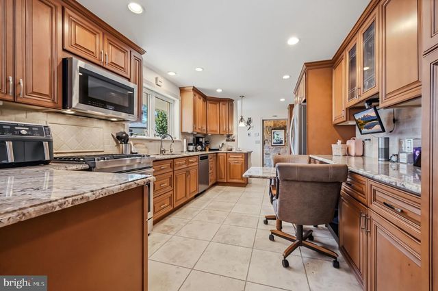 10 BEECH AVE, Wilmington, DE 19805
