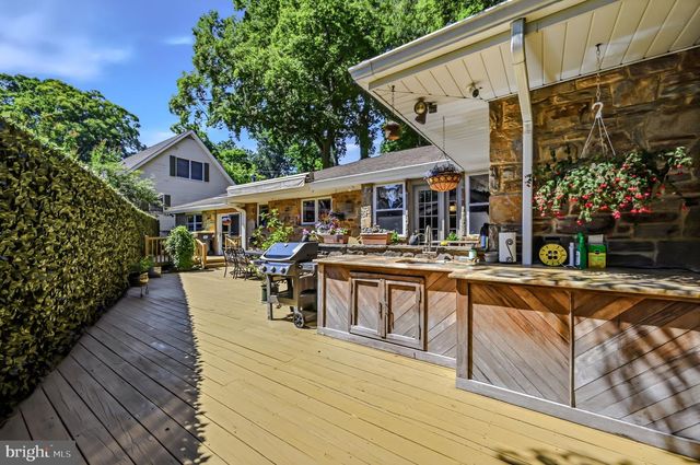 10 BEECH AVE, Wilmington, DE 19805