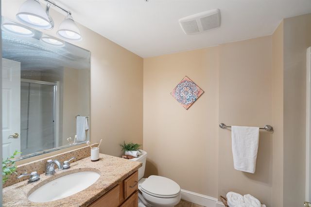 7 Chester Rd Unit 209, Derry, NH 03038