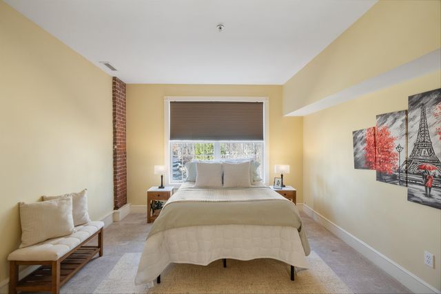 7 Chester Rd Unit 209, Derry, NH 03038