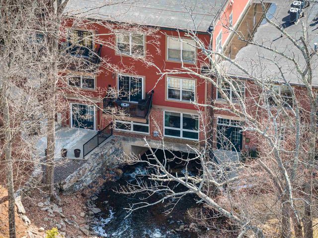 7 Chester Rd Unit 209, Derry, NH 03038