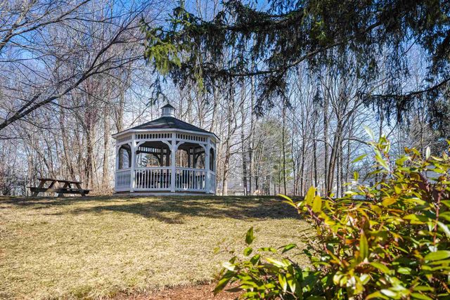 7 Chester Rd Unit 209, Derry, NH 03038