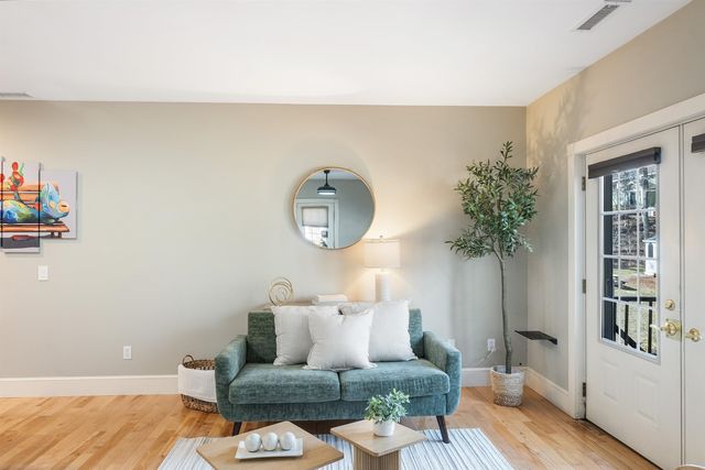 7 Chester Rd Unit 209, Derry, NH 03038