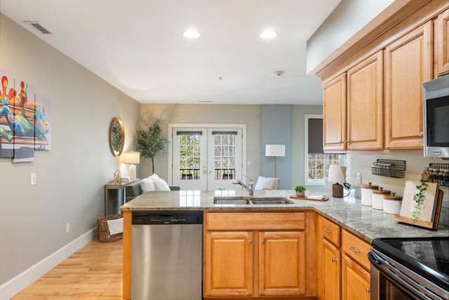 7 Chester Rd Unit 209, Derry, NH 03038