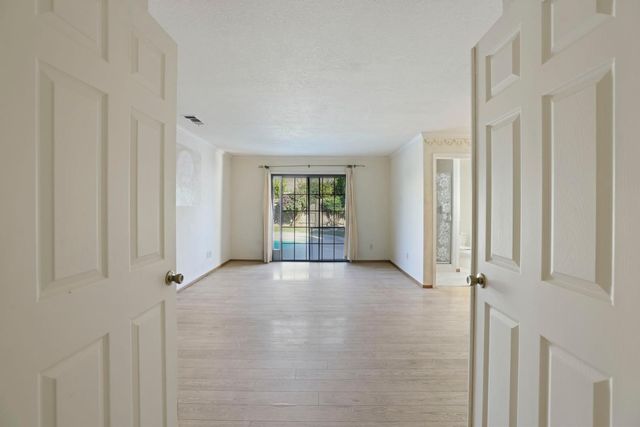 442 Evergreen Dr, Lodi, CA 95242