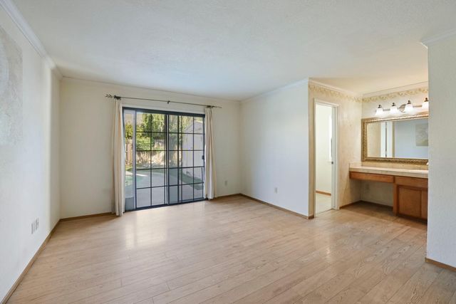 442 Evergreen Dr, Lodi, CA 95242