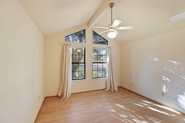 442 Evergreen Dr, Lodi, CA 95242