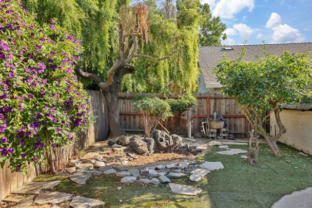 442 Evergreen Dr, Lodi, CA 95242