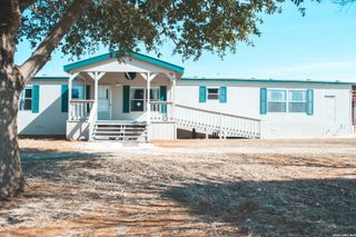 290 Crestfield, Pleasanton, TX 78064