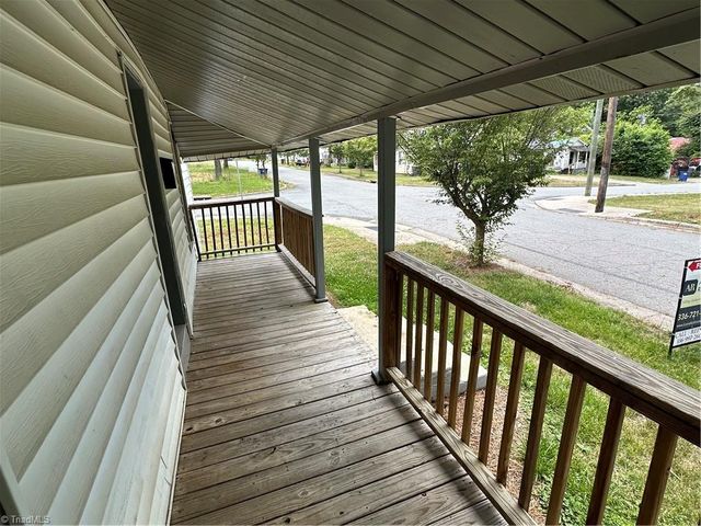 2725 Urban Street, Winston-salem, NC 27107