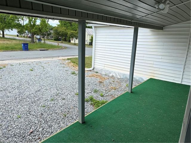 2725 Urban Street, Winston-salem, NC 27107