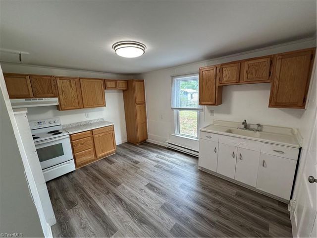 2725 Urban Street, Winston-salem, NC 27107