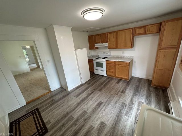 2725 Urban Street, Winston-salem, NC 27107