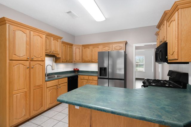 136 WINDY OAKS DR, Munford, TN 38058