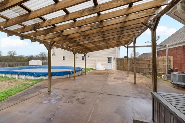 136 WINDY OAKS DR, Munford, TN 38058