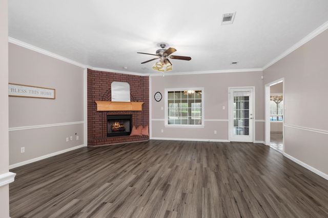 136 WINDY OAKS DR, Munford, TN 38058