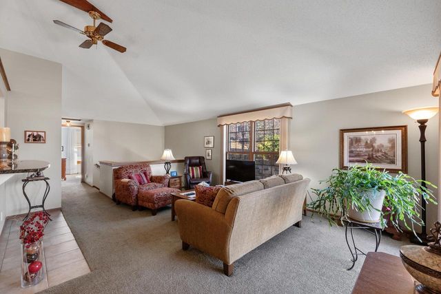 8827 W Knoll COURT, Franklin, WI 53132