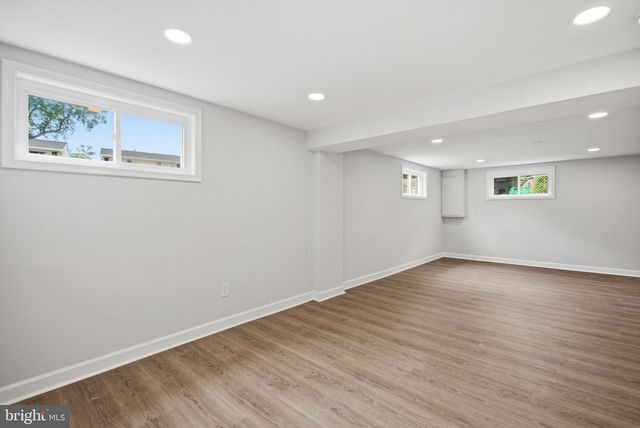 6615 VALLEY PARK RD, Capitol Heights, MD 20743