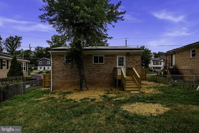 6615 VALLEY PARK RD, Capitol Heights, MD 20743