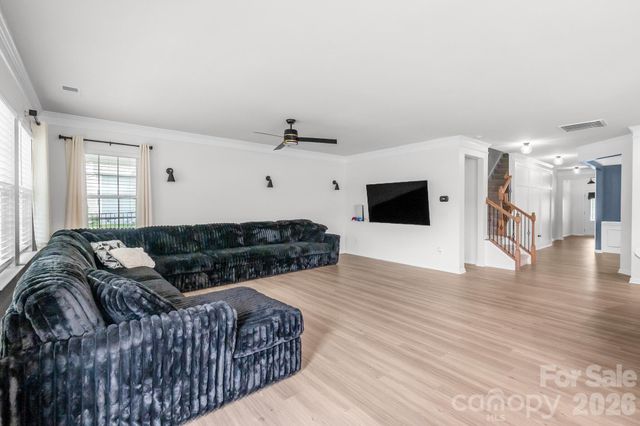 13007 Canterbury Castle Drive, Charlotte, NC 28273