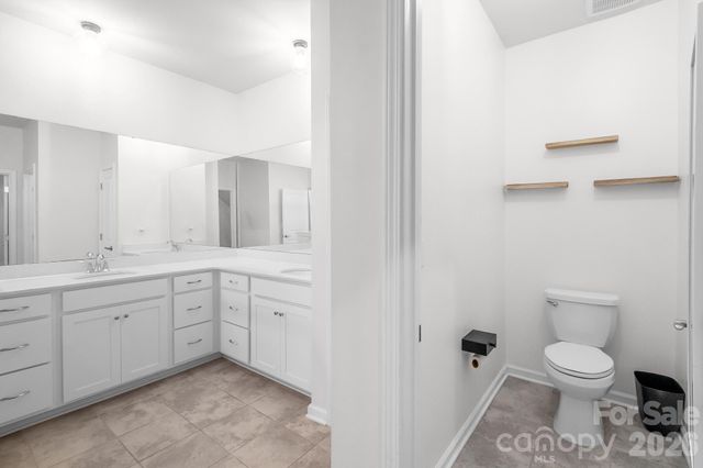 13007 Canterbury Castle Drive, Charlotte, NC 28273
